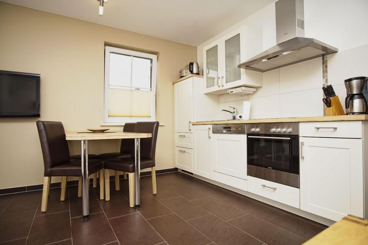 Schicke Fewo Mit Terrasse, Gratis Nutzung Vom Ahoi Erlebnisbad Und Sauna In Sellin - Haus De Niege Wech Fewo 02 Thiessow Eksteriør billede