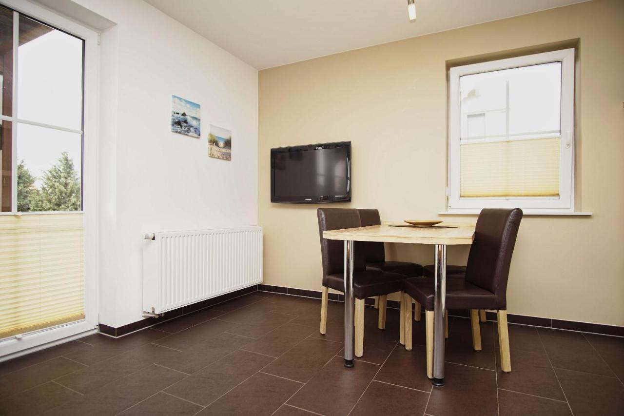 Schicke Fewo Mit Terrasse, Gratis Nutzung Vom Ahoi Erlebnisbad Und Sauna In Sellin - Haus De Niege Wech Fewo 02 Thiessow Eksteriør billede